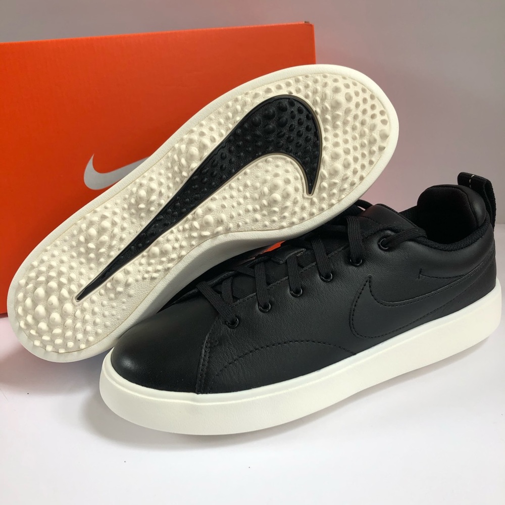 Women’s Nike Course Classic W